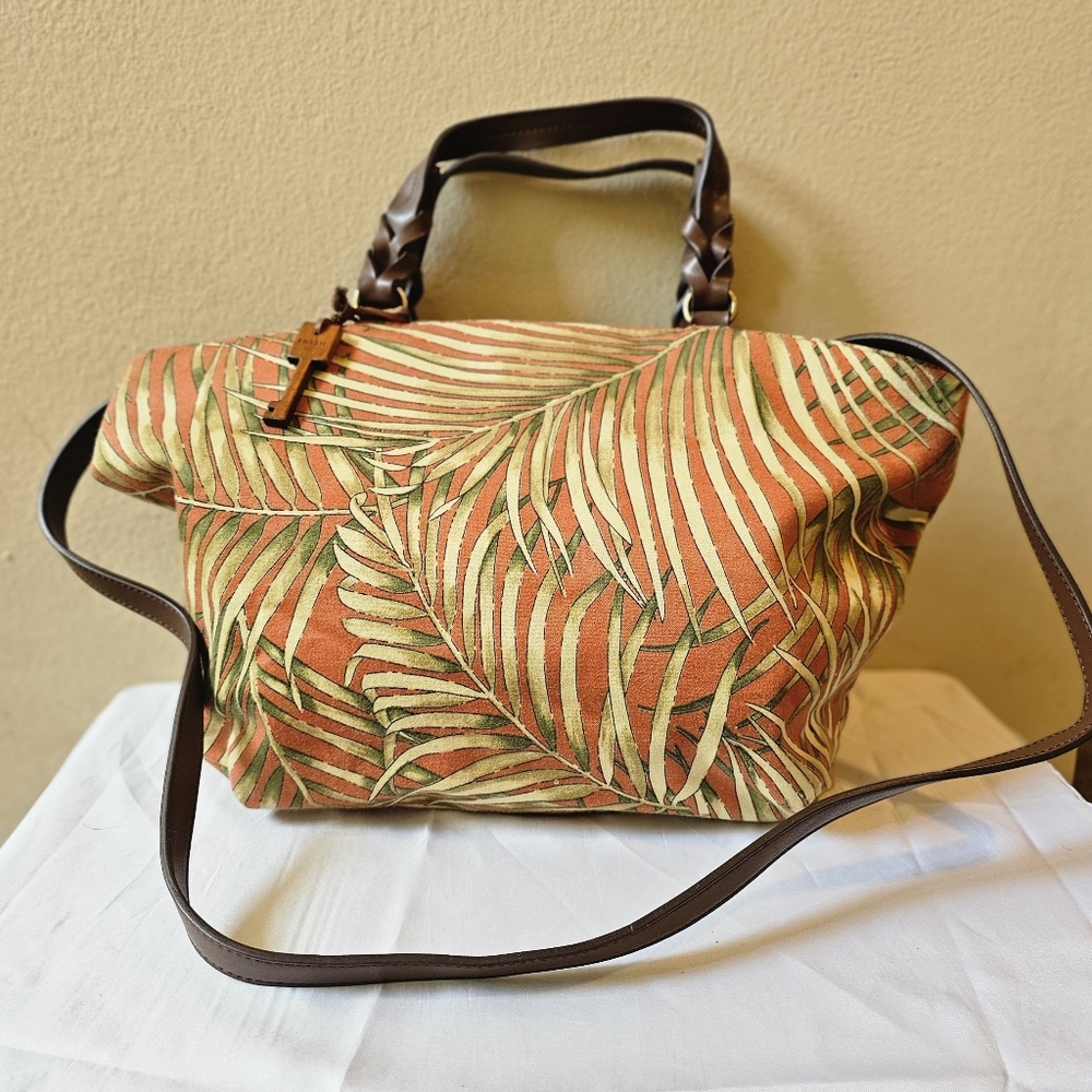 Vintage Fossil crossbody bag